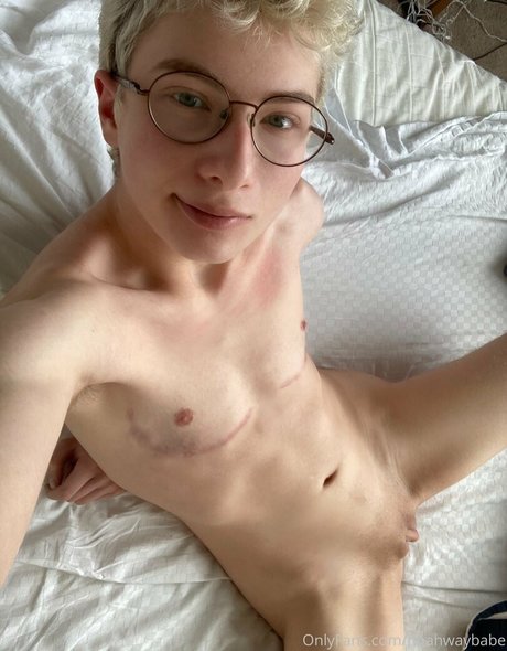 noahwaybabe pretty model photo