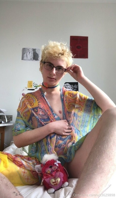 noahwaybabe model beautiful archive