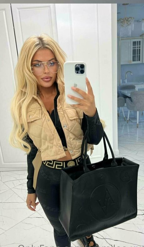 emmilee xx sex actress photo