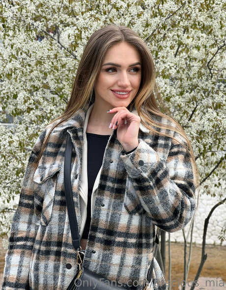 precious mia pretty pornstar picture