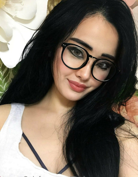 thekoreansecretary porn model galleries