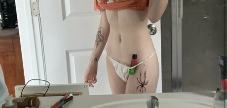 winni3thebunnie star naked images