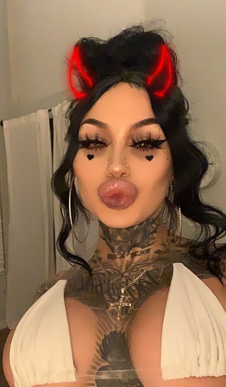 Aubrey Herrera beautiful model galleries