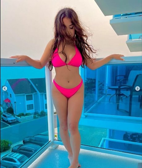 ayanarosee best model pictures