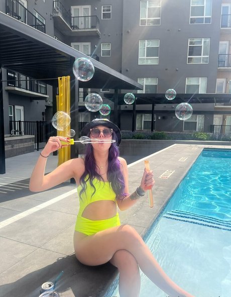 lolaxsparks porn model photos