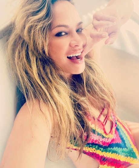 Moon Bloodgood star hd pics