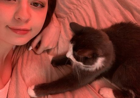 Aveykitty pornstar adult pictures