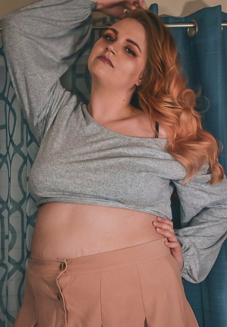 kinkycurvykat star hot archive