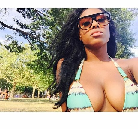 Vivi Panamera star sex pic