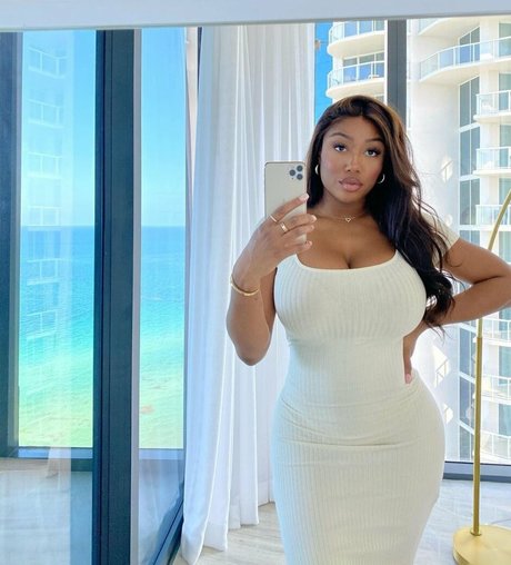 Vivi Panamera pornstar nice picture