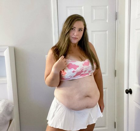 bbwpeachypop top model img