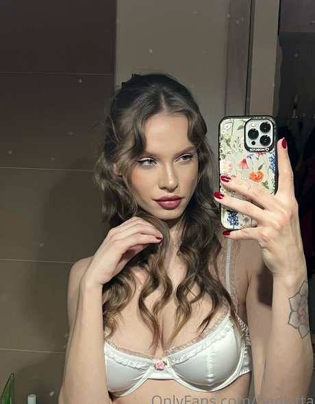 oliviassweetride model xxx galleries