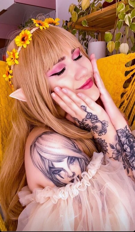 Gaby Sanetti pretty model pics