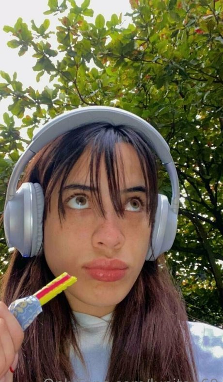 lunitap69 naked model picture