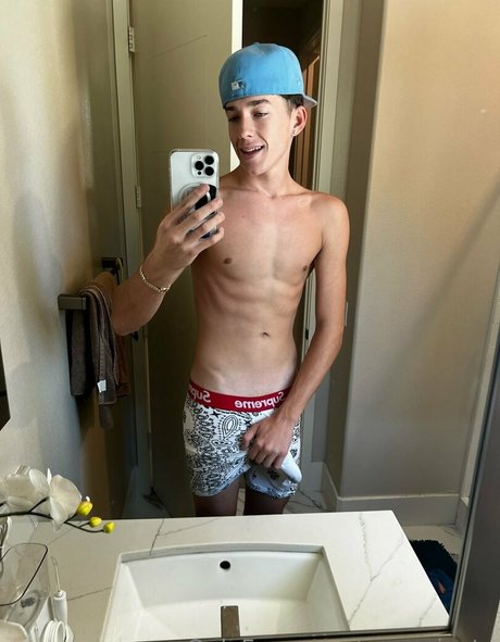 camprivate model nice images