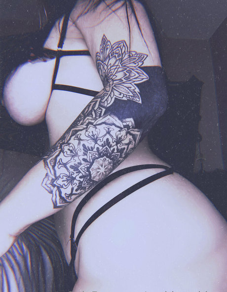 orphicgoddess model free picture