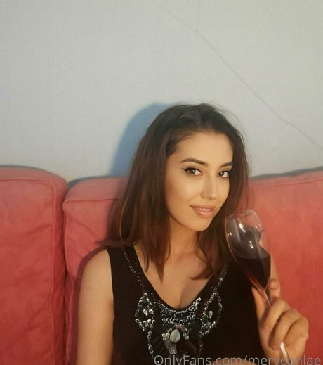 meryconlae model best photos