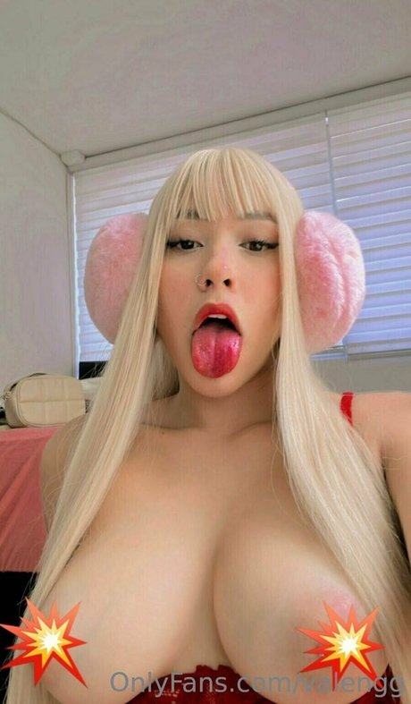 valengg pornstar top picture