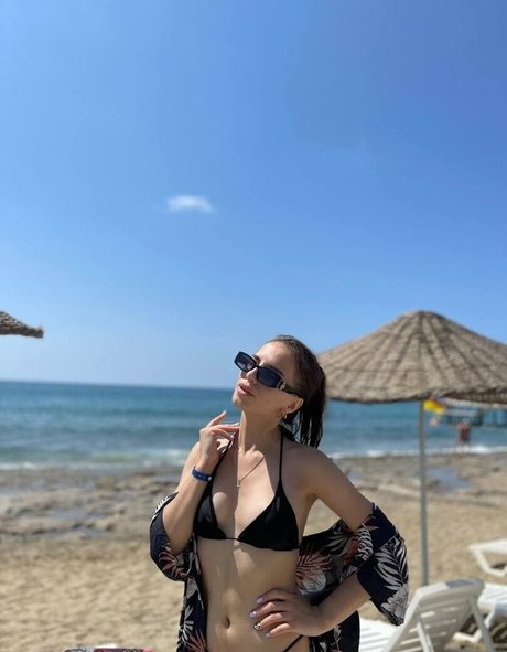 krisblow free actress pic