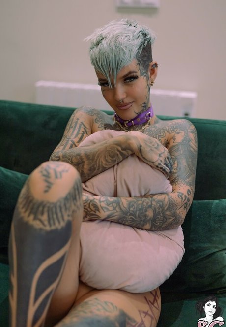 Itzzmarz pornstar naked pictures