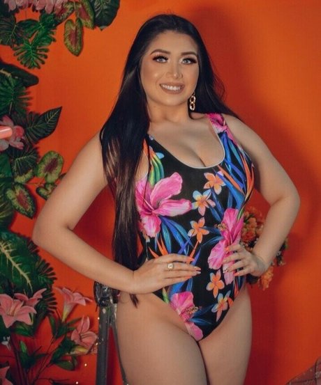 Luma Couttinho nice star pic