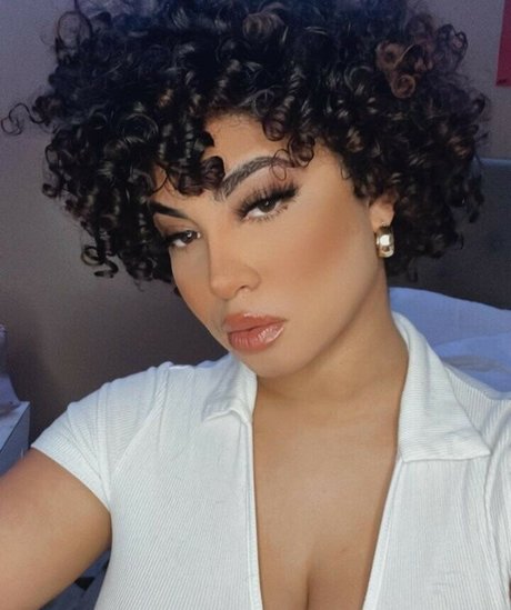 officialtloving exclusive model pictures