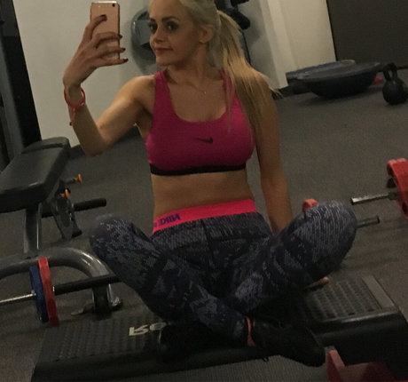 Kalina Balimezova star erotic pic