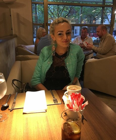 Kalina Balimezova model nudes pictures