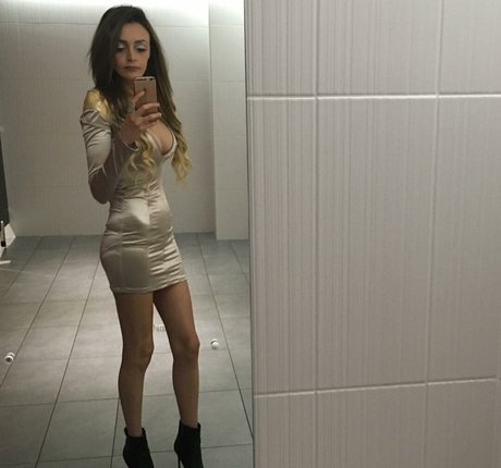 Kalina Balimezova model perfect images