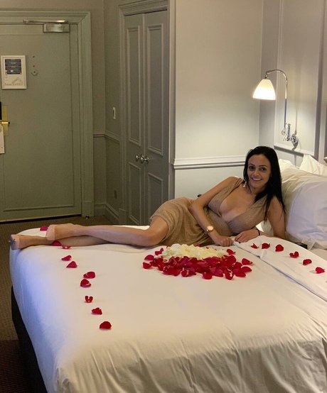 Kalina Balimezova naked actress img