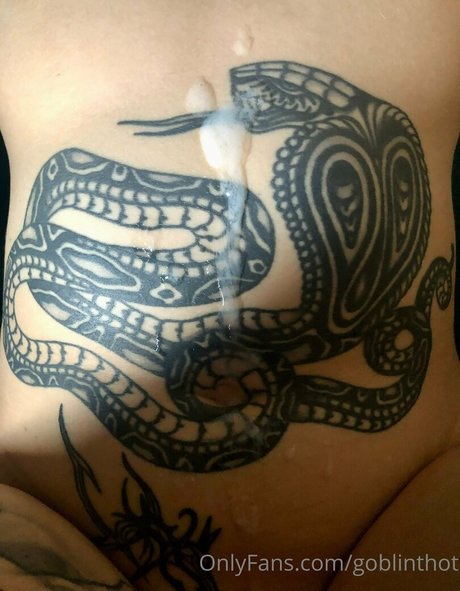 goblinthot model sexy pictures