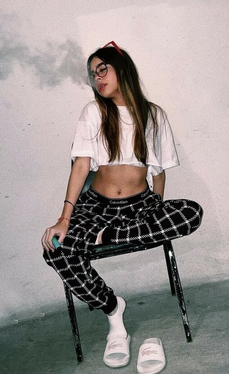 one onlyfans hot nude pics