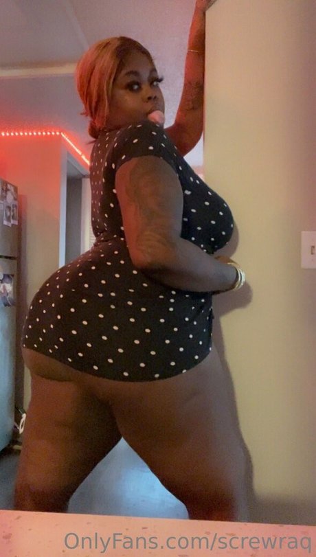 screwraq nude actress pics