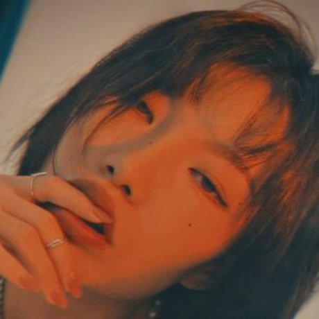 linsay78690788 model high quality image