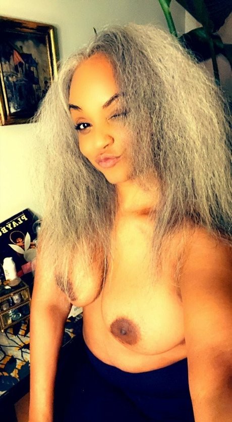 Sinnamon Love free actress photos