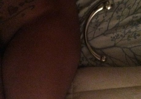 Sinnamon Love sexy pornstar photos