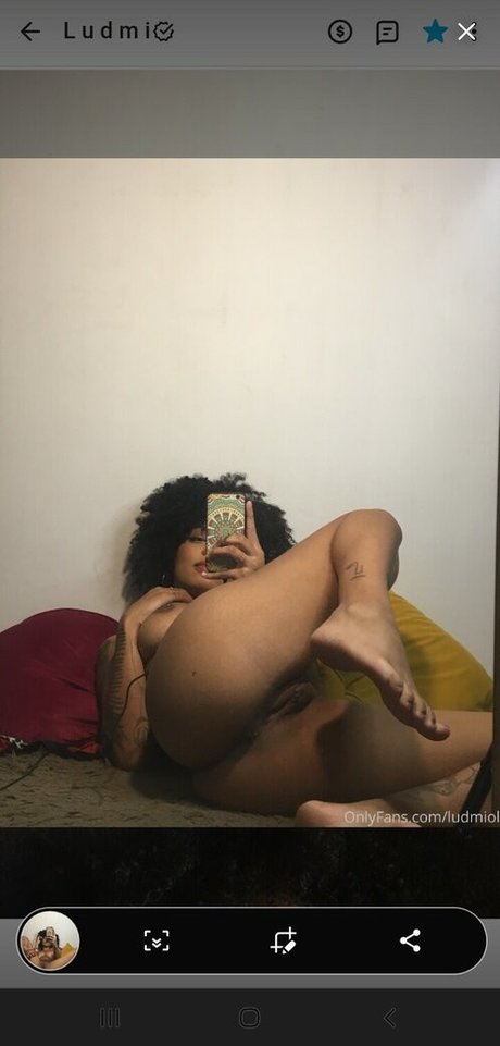 Molive pornographic star picture