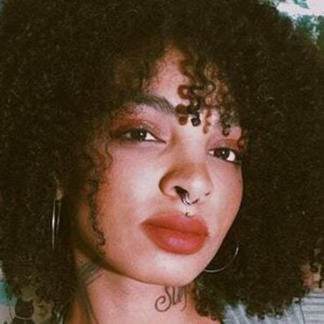 Molive model beautiful pictures