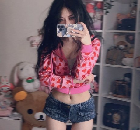 basedlilv star nude pic