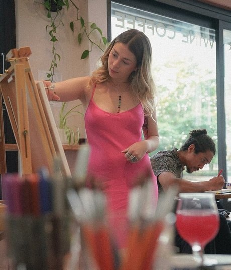 Emmily Mello star exclusive photos