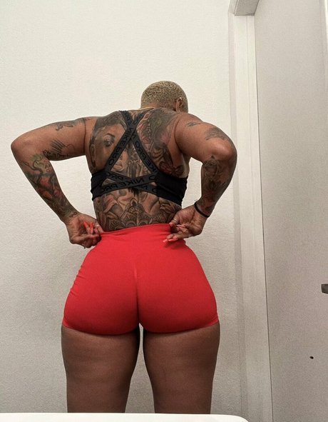 ItsJustRocky free actress pic