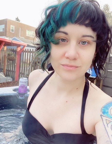 Holly Conrad exclusive actress gallery