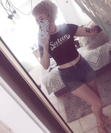 Holly Conrad best star galleries