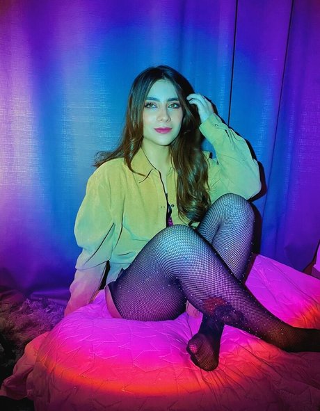 Nicole Navarrete top actress archive