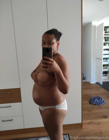 old lady onlyfans art naked photos