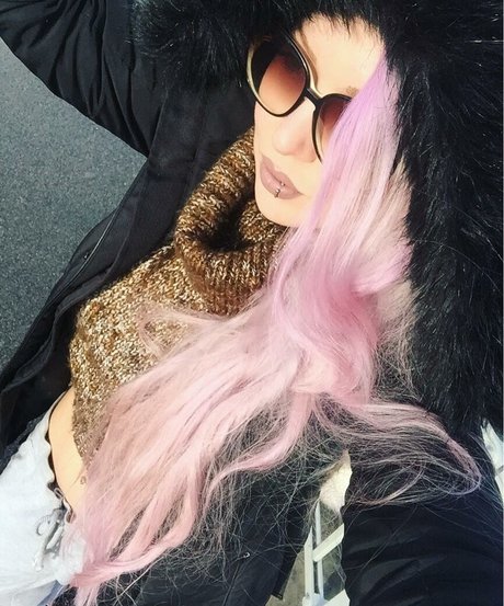 My Little Vronie pornographic star pictures