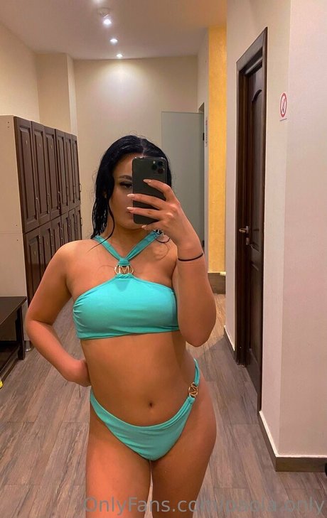 paola only star free gallery