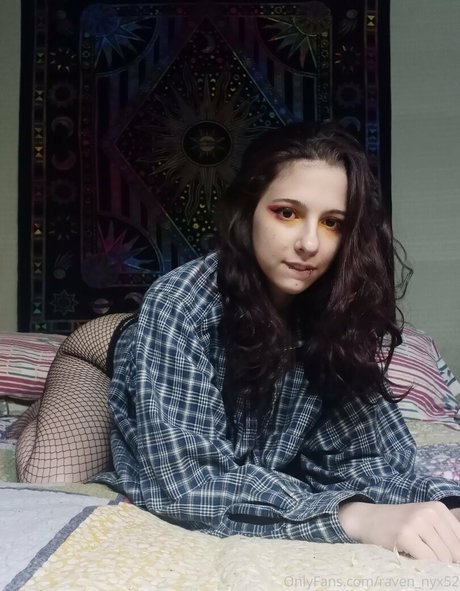 raven nyx52 exclusive model images