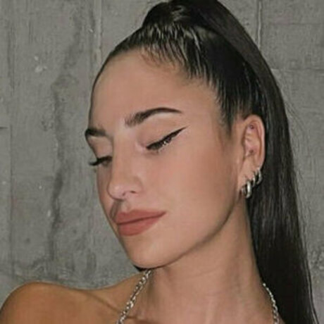 gigiikhalifa pornstar naked photos