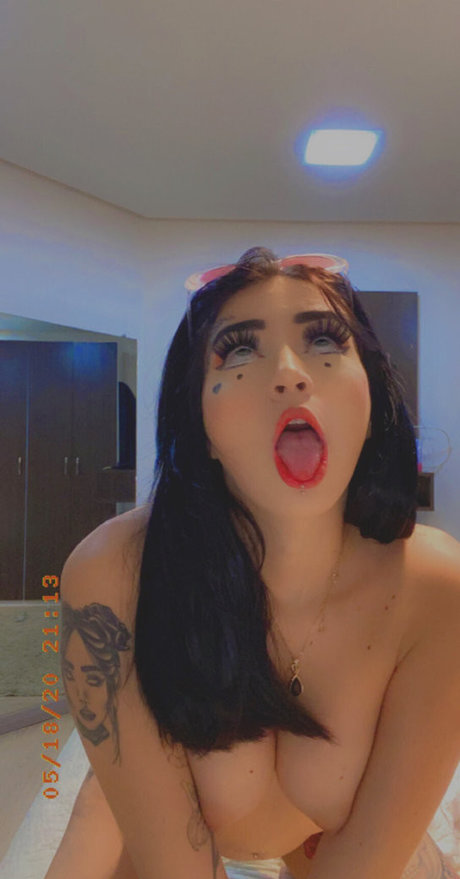 Endilolita naked actress picture